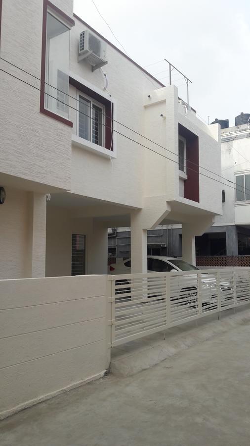 Guest house 7 Hills Service 2*